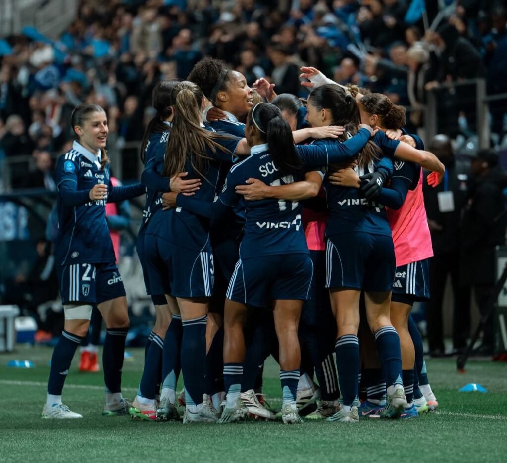 Paris FC derriba al PSG y sueña con la gloria ante Lyon