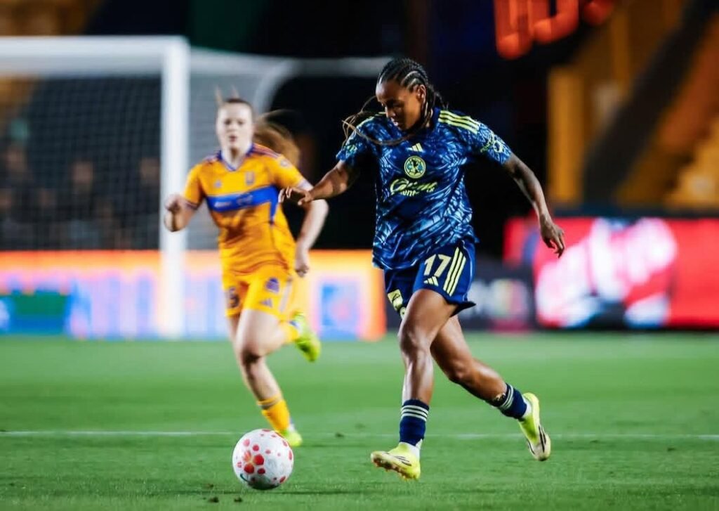 Geyse Ferreira la reina en México