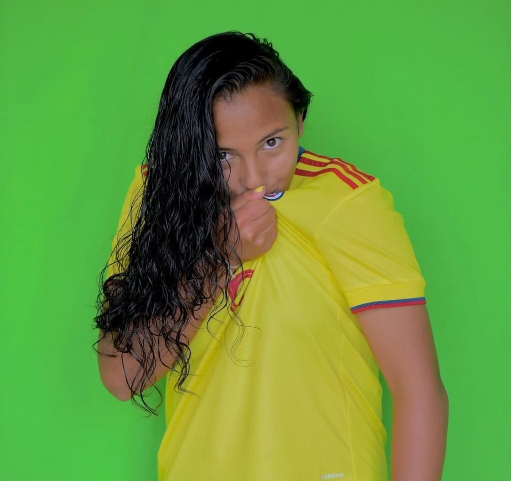 María Llerena: el talento colombiano que conquista Grecia