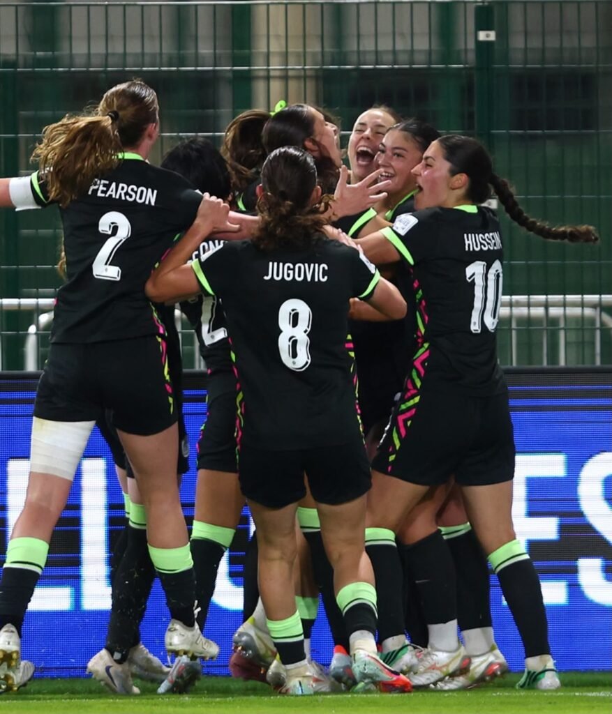 Chile y Australia repartieron puntos en su debut